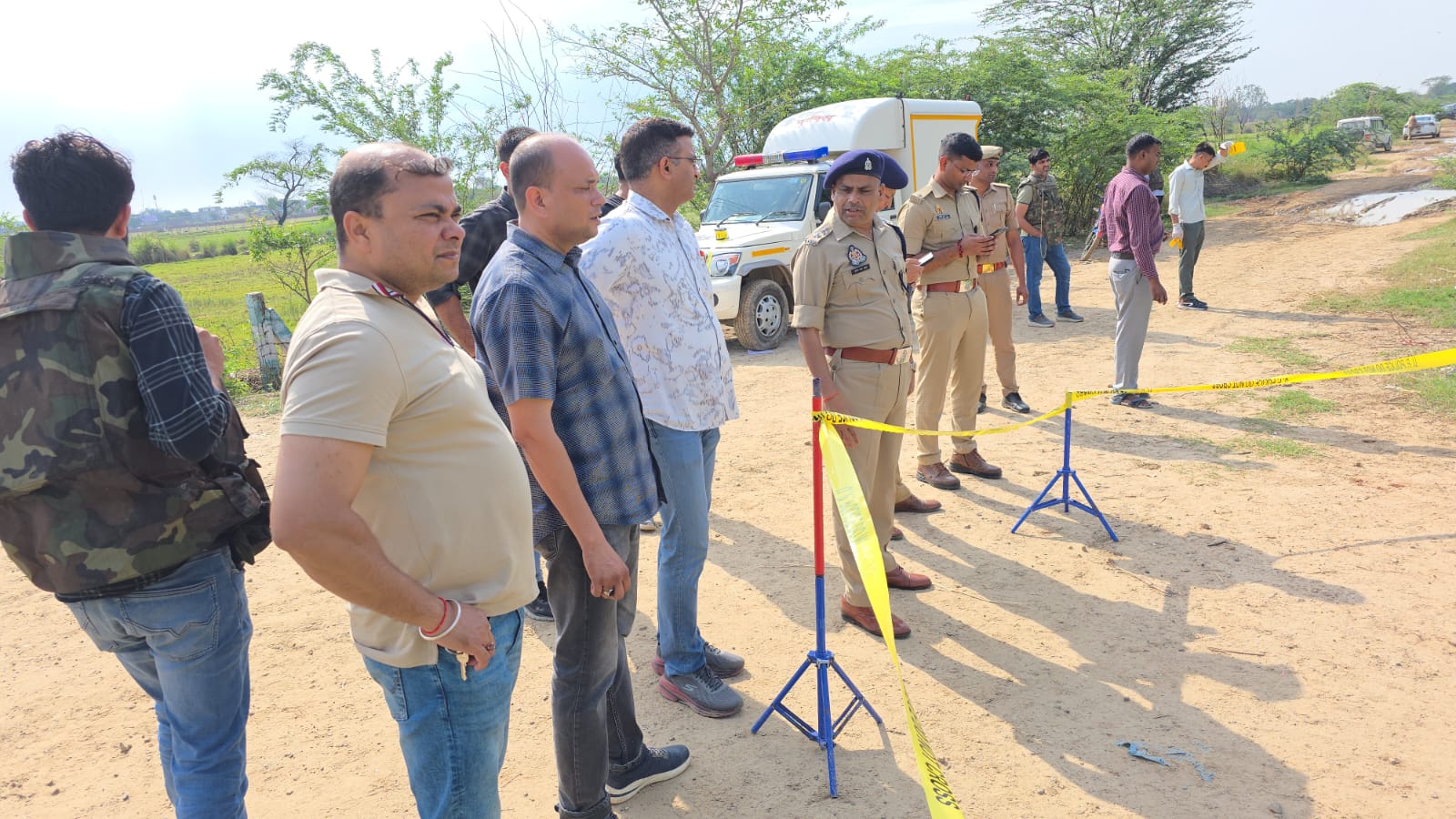 व्यवसायी परिवार को बंधक बनाकर लूट करने वाले दो डकैत पुलिस ने एनकाउंटर में किए ढेर