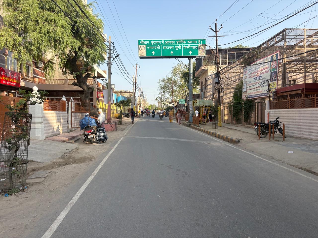 अधिक मास की भीड़ के बाद भी स्वच्छता बरकरार, परिक्रमा मार्ग की चमक ने जीता श्रद्धालुओं का दिल