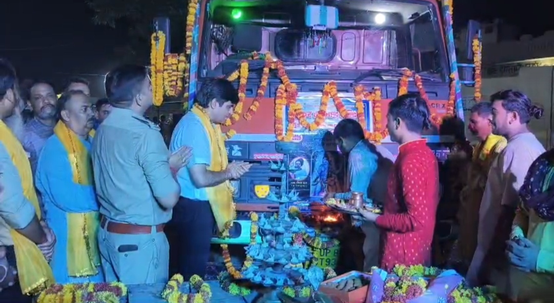 अमरनाथ यात्रा के लिए वृंदावन से निकला आस्था का ट्रक, 40 दिन तक भोले भक्तों को मिलेगा निशुल्क लंगर