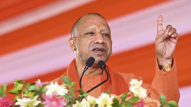 श्रीकृष्ण जन्माष्टमी पर ब्रज में गूंजेगा योगी का संदेश, मथुरा आने की प्रबल संभावना