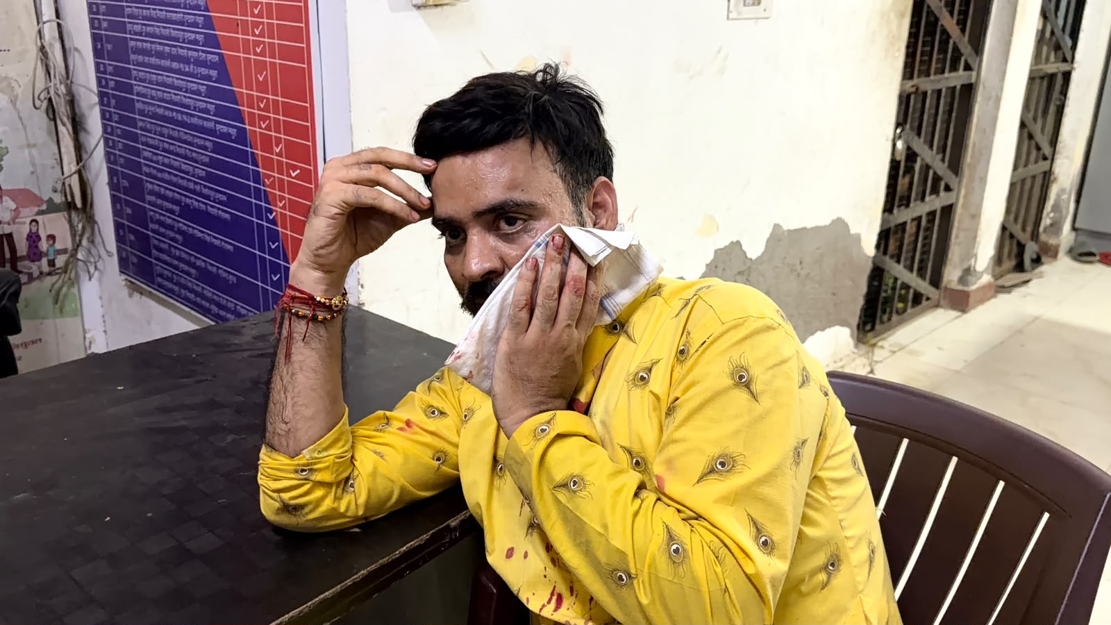 दिनदहाड़े सेवायत पर धारदार हथियार से हमला, पुलिस को दी तहरीर